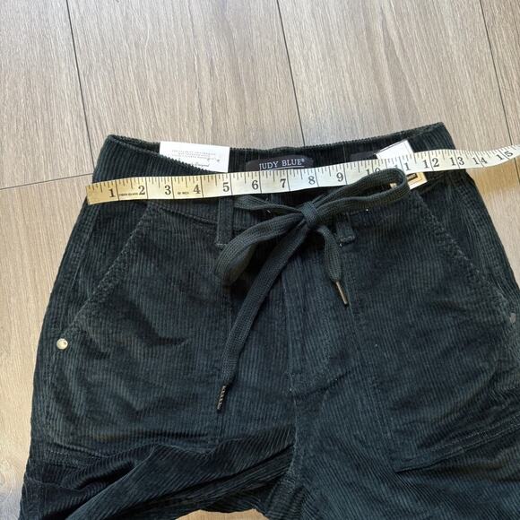 NWT Judy Blue Emerald Green High-Waisted Corduroy Cuffed Jogger Pants 0/24 - Picture 7 of 14